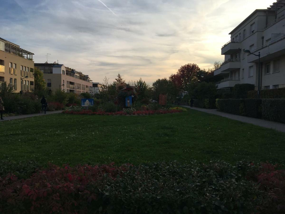 Studio Disneyland Paris - Terrasse Montévrain Eksteriør billede